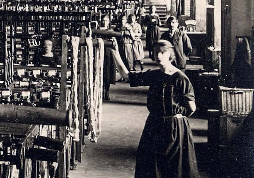 event image:Detail of the book cover. People in a silk factory